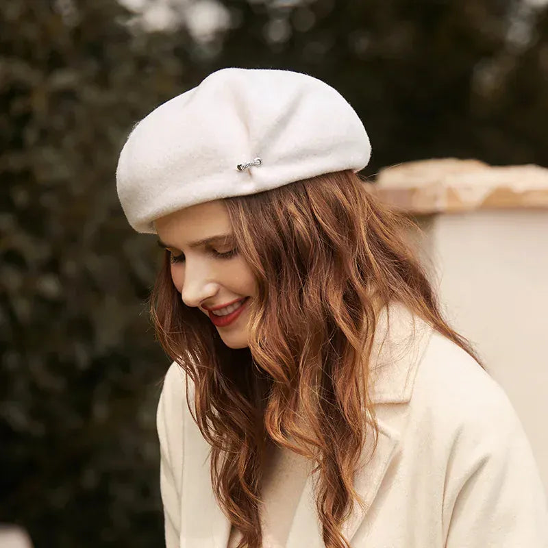 Béret Femme Raffiné avec Broche