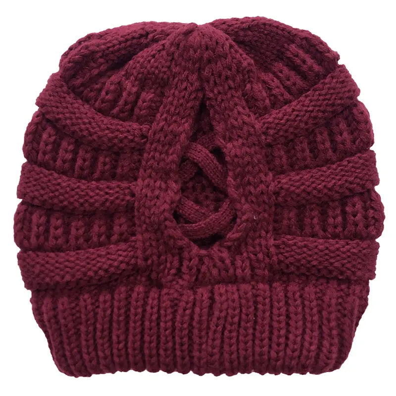 Bonnet Femme Hiver avec Ouverture pour Queue de Cheval