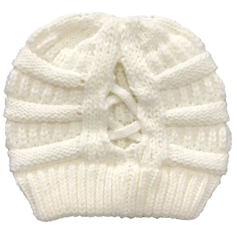 Bonnet Femme Hiver avec Ouverture pour Queue de Cheval
