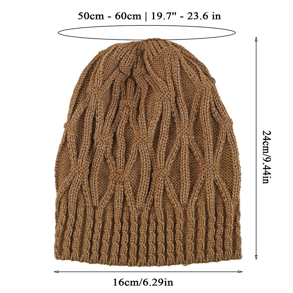 Bonnet Femme Matière Douce avec Détails en Relief
