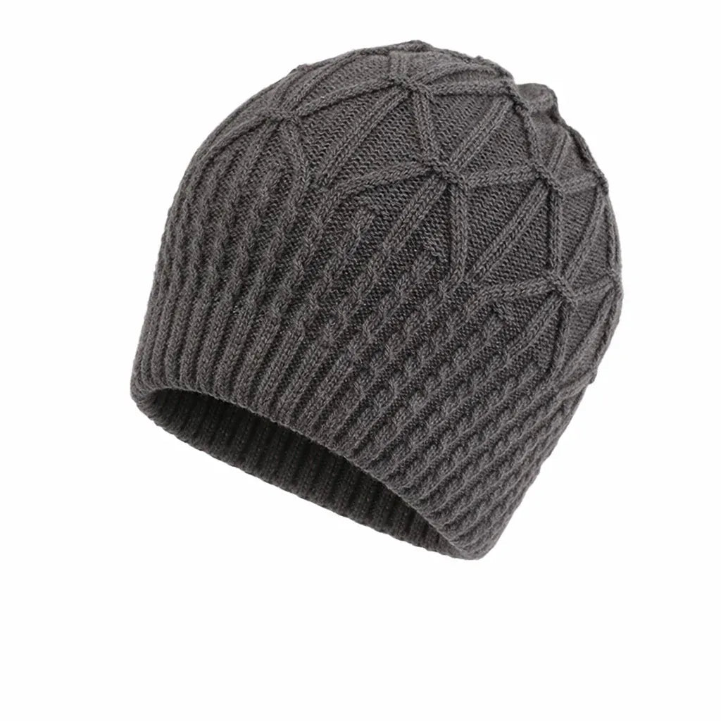 Bonnet Femme Matière Douce avec Détails en Relief