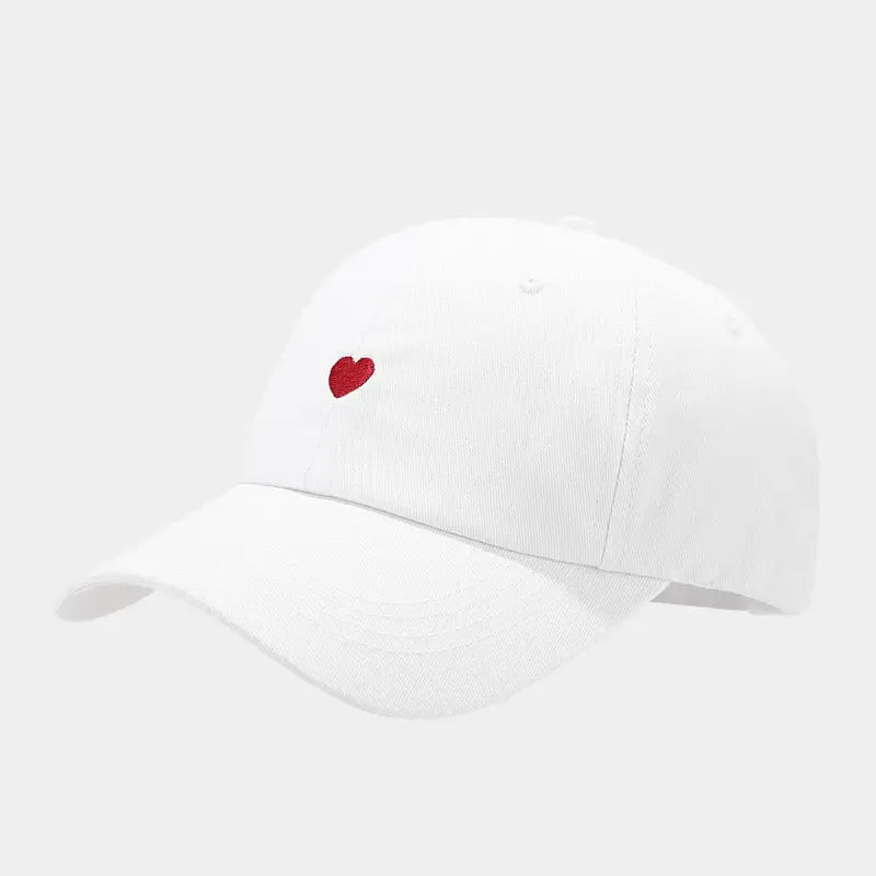 Casquette Minimaliste avec Cœur Brodé